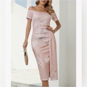 Medium Chic Off-Shoulder Floral Midi Dress